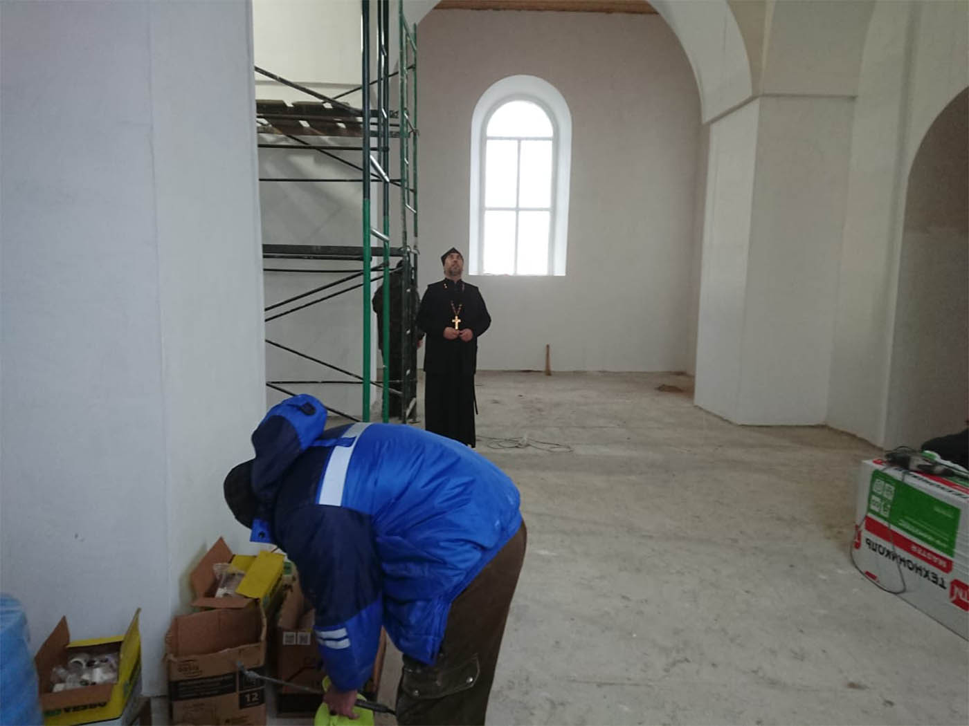 С Божией помощью практически завершен ремонт трапезной части храма